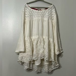 Altar’d State Boho Cream Colored Tunic Size L